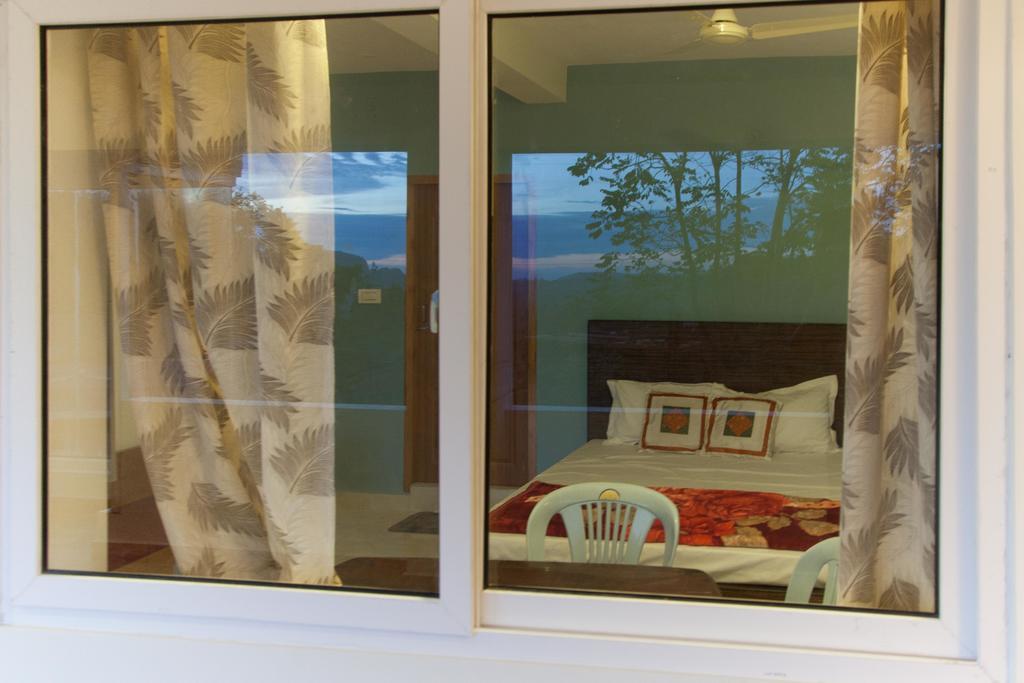 Petra Family Guest House Valparai Room photo