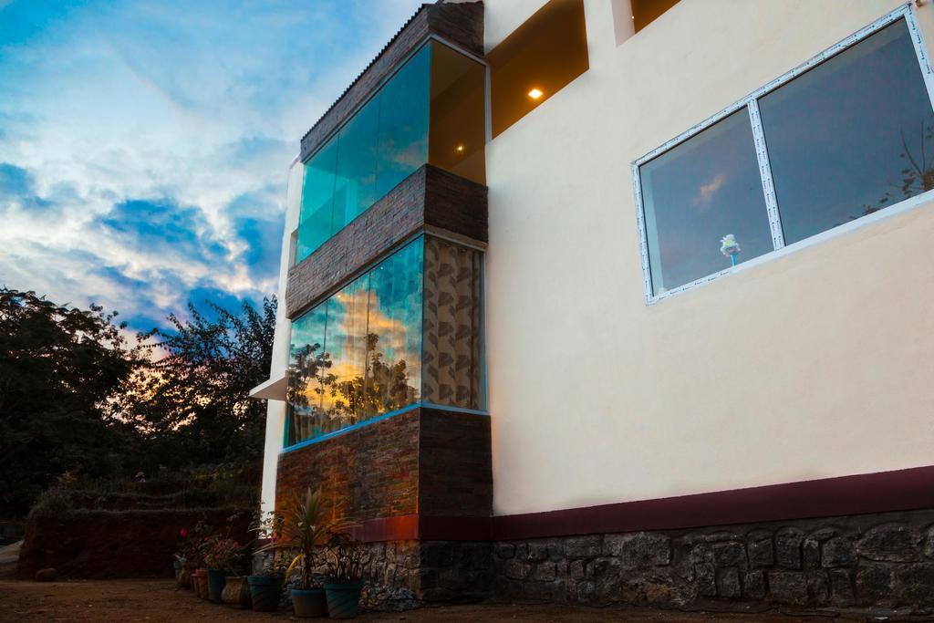 Petra Family Guest House Valparai Exterior photo