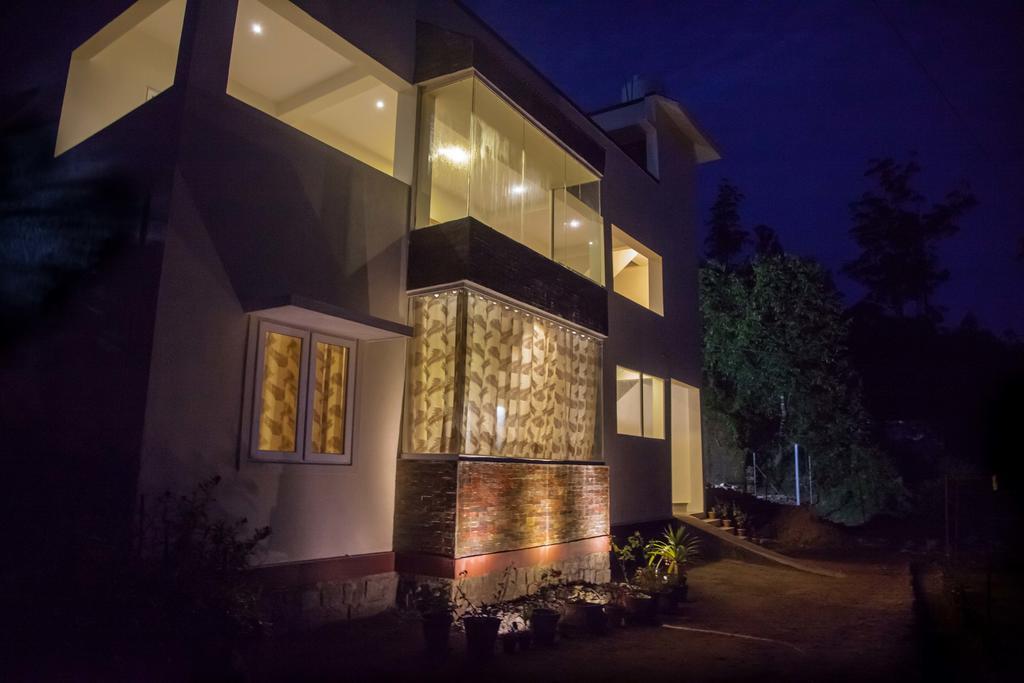 Petra Family Guest House Valparai Exterior photo